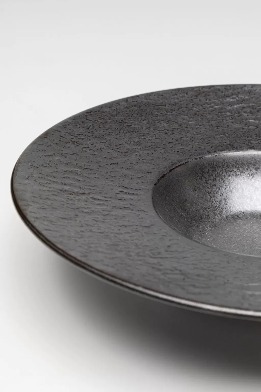 Lautaset>KARE Design Cosmos Syvä Lautanen Musta Ø27cm
