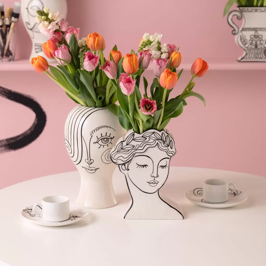 Maljakot>KARE Design Favola Lady Maljakko 30cm