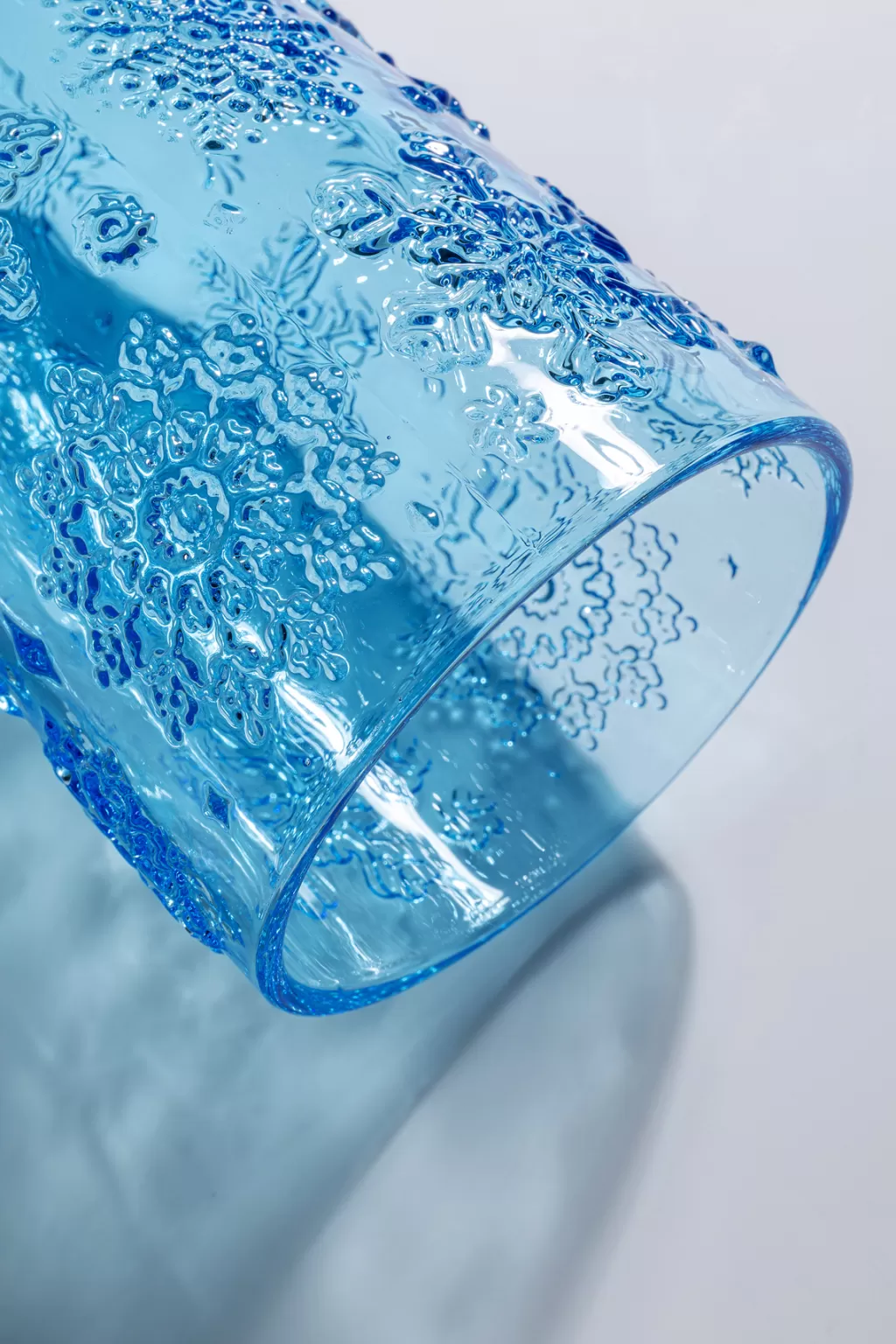 Lasit>KARE Design Ice Flowers Blue Vesilasi Sininen