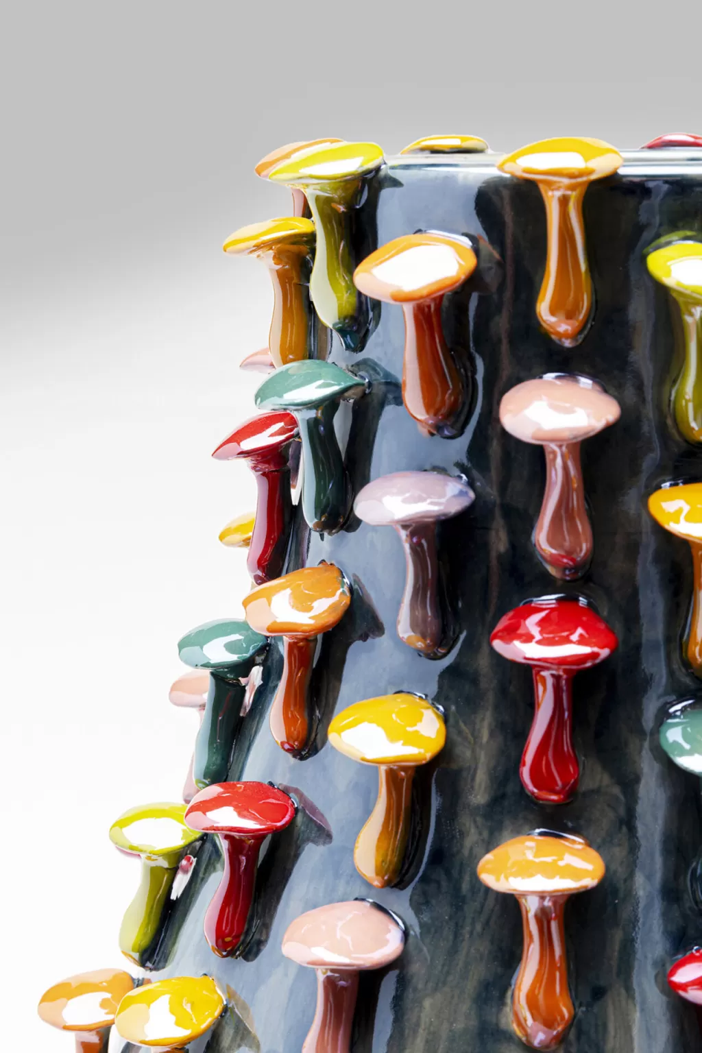 Maljakot>KARE Design Mushrooms Herkkusienet Maljakko, Monivärinen 28cm