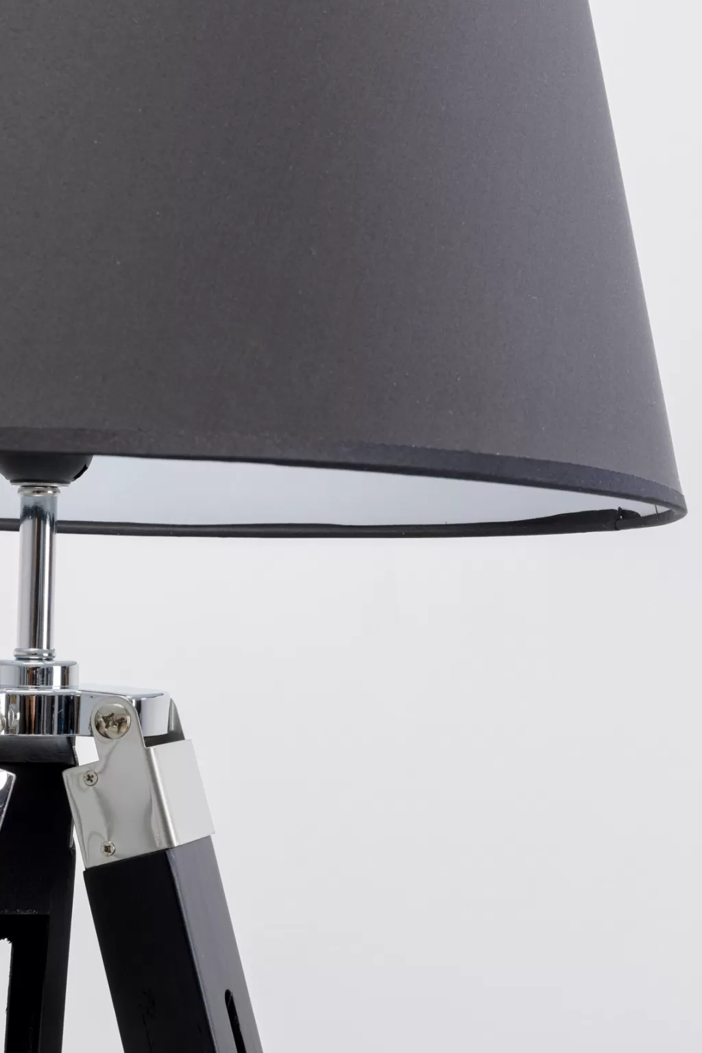Lattiavalaisimet>KARE Design Raquette Lattiavalaisin 144cm
