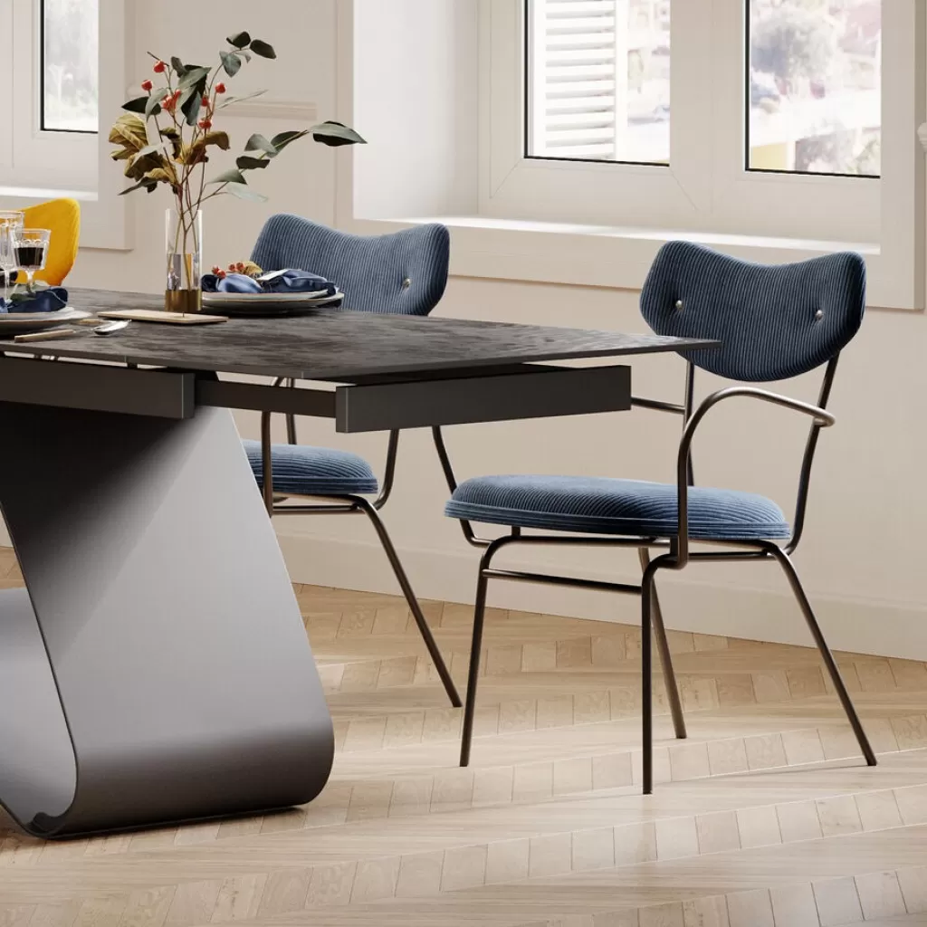Tuolit>KARE Design Viola Tuoli Käsinojilla Sininen